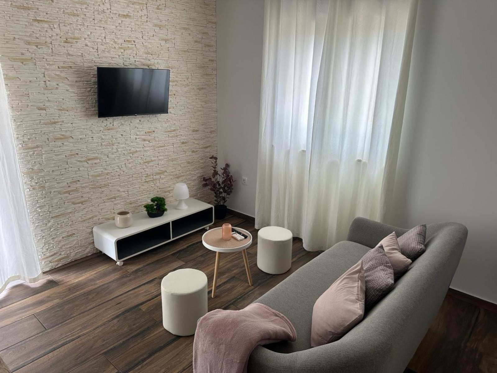 Apartments Harmony Hills Pula Exterior photo