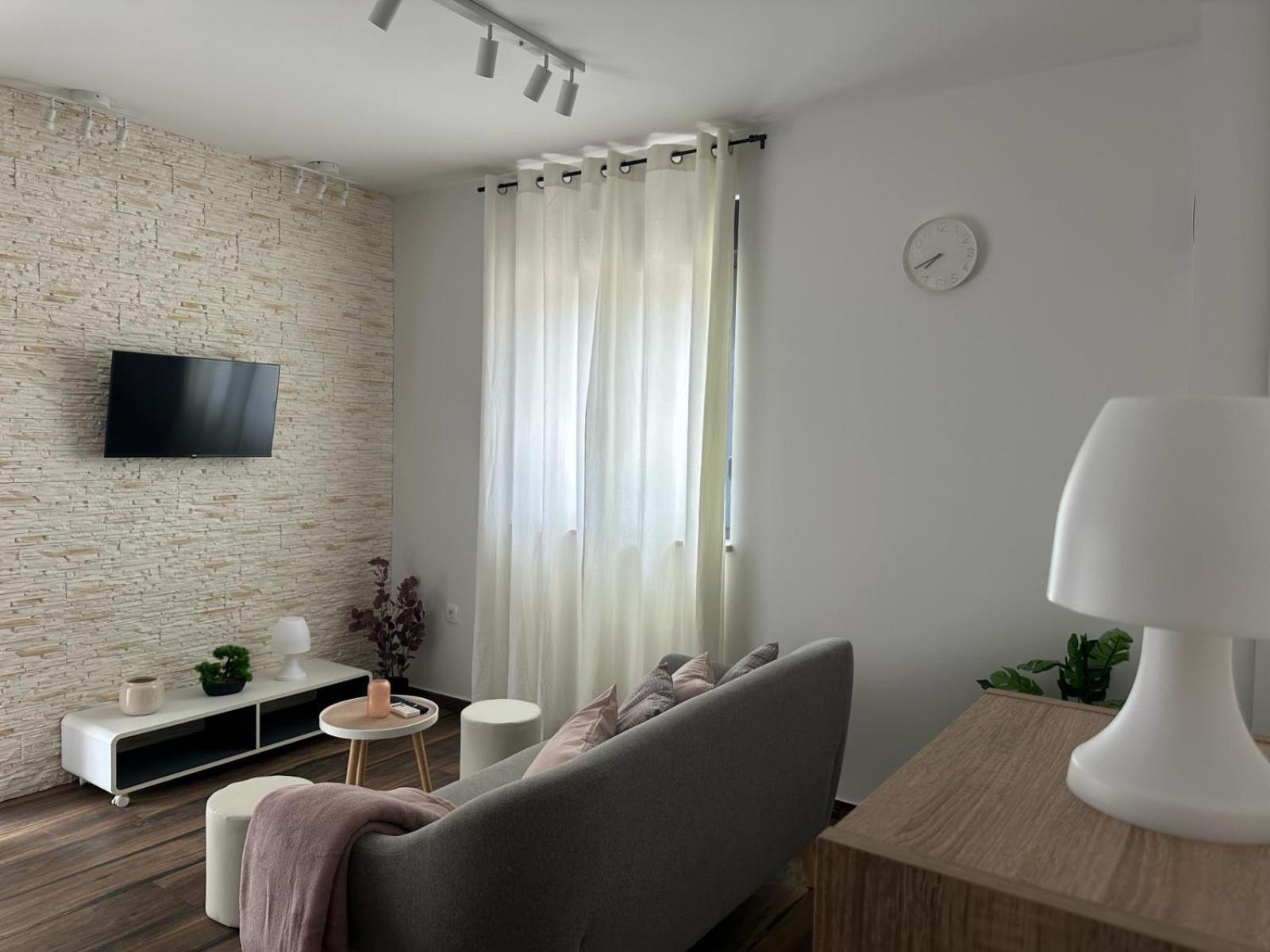 Apartments Harmony Hills Pula Exterior photo